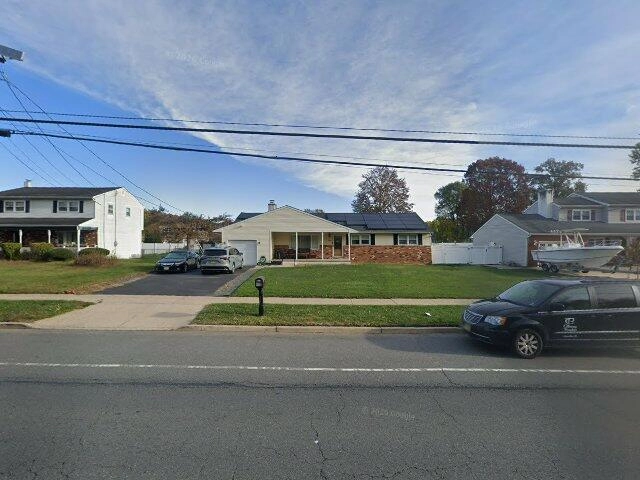 House image located at Trenton, NJ 08619