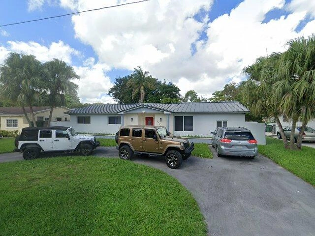 House image located at Miami, FL 33161