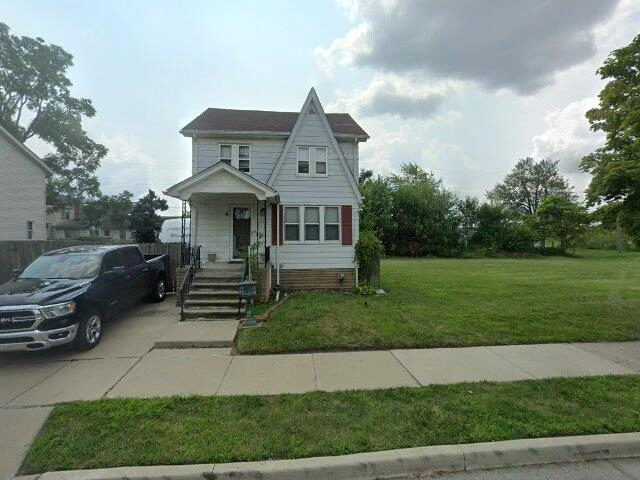 House image located at Wyandotte, MI 48192