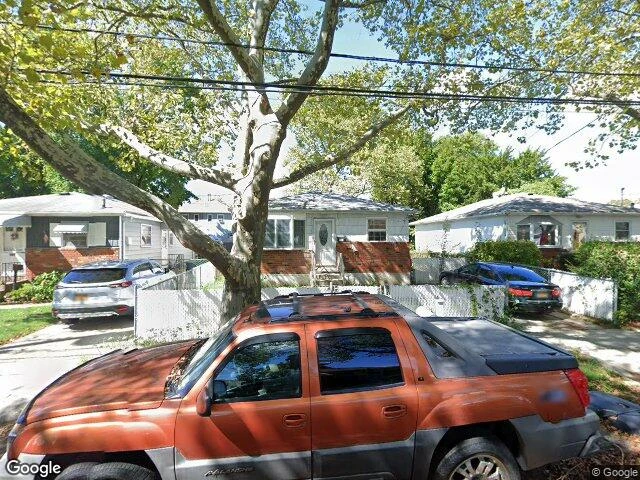 House image located at Staten Island, NY 10306