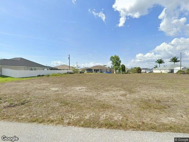 House image located at Cape Coral, FL 33993