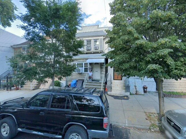 House image located at Woodhaven, NY 11421