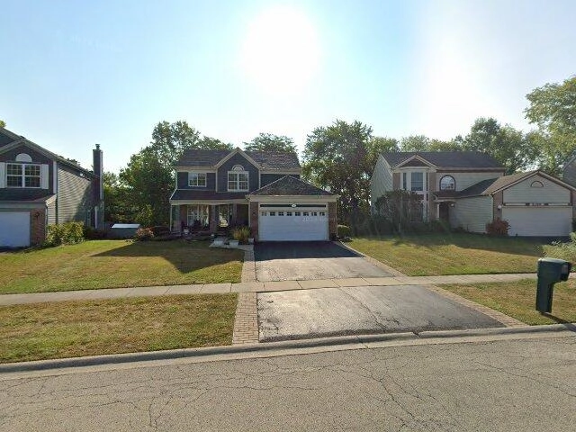 House image located at Round Lake, IL 60073