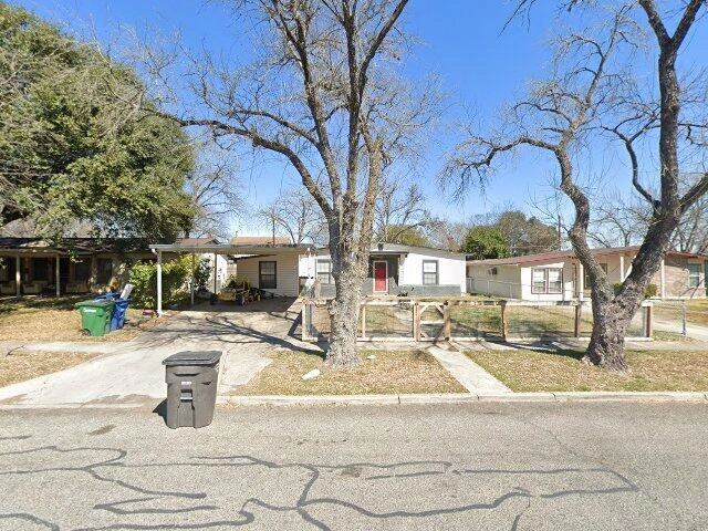 House image located at San Antonio, TX 78221