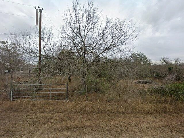 House image located at Hondo, TX 78861