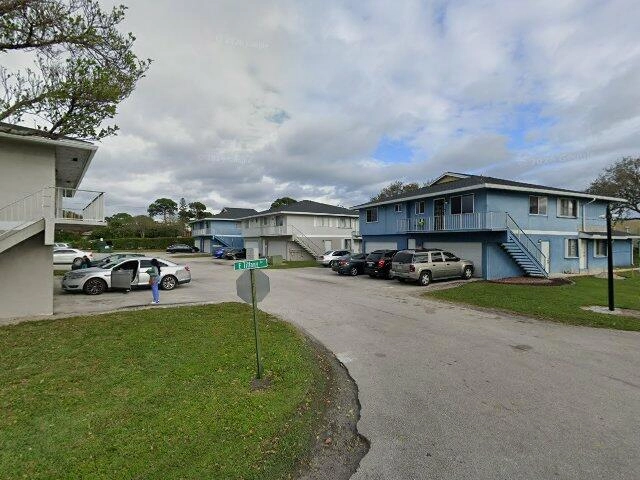 House image located at West Palm Beach, FL 33407