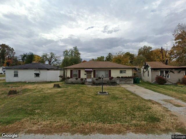 House image located at East Saint Louis, IL 62203