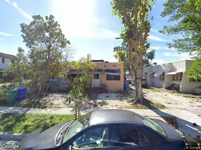 House image located at Miami, FL 33135