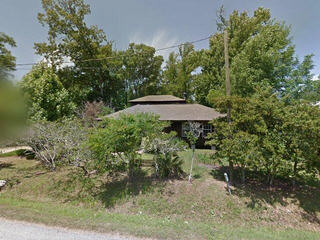 House image located at Mandeville, LA 70448