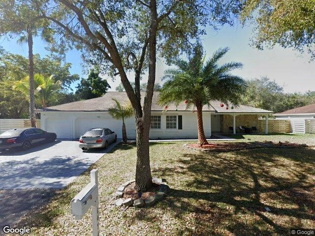 House image located at Miami, FL 33196