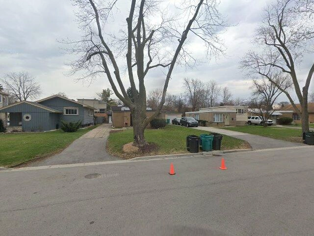 House image located at Hillside, IL 60162