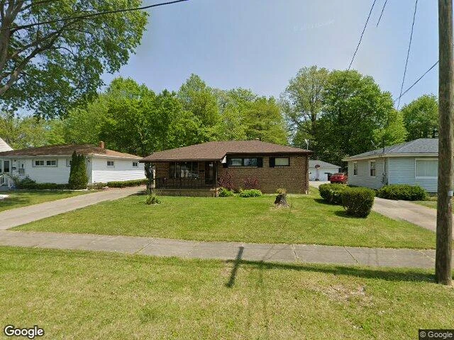 House image located at Warren, OH 44485