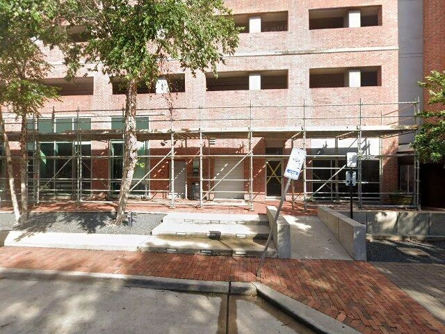 House image located at Houston, TX 77002