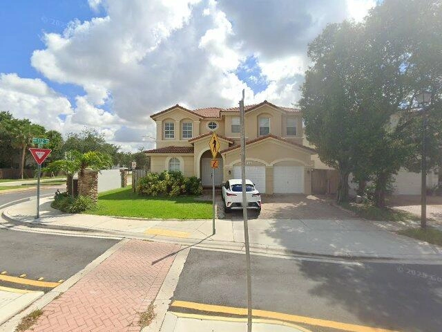 House image located at Miami, FL 33178