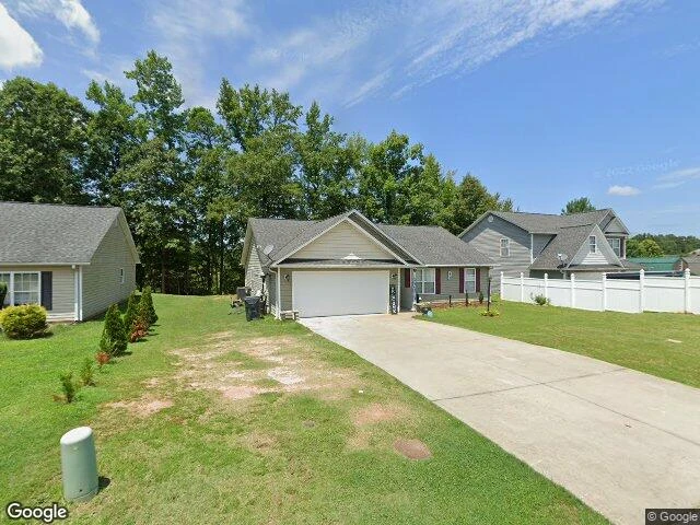 House image located at Laurens, SC 29360