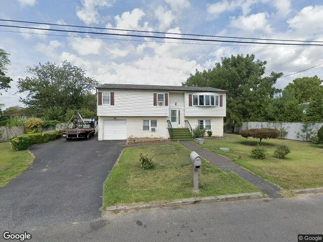 House image located at West Babylon, NY 11704