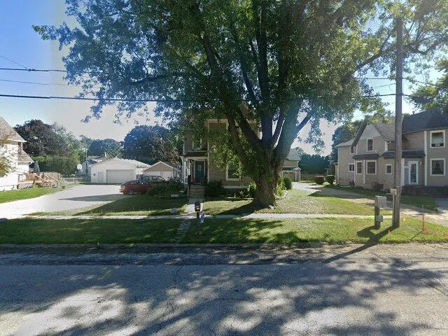 House image located at Capron, IL 61012