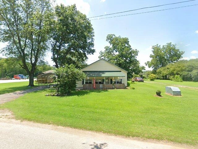 House image located at Dresden, TN 38225