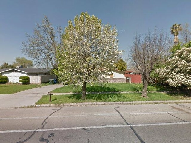 House image located at Tulare, CA 93274