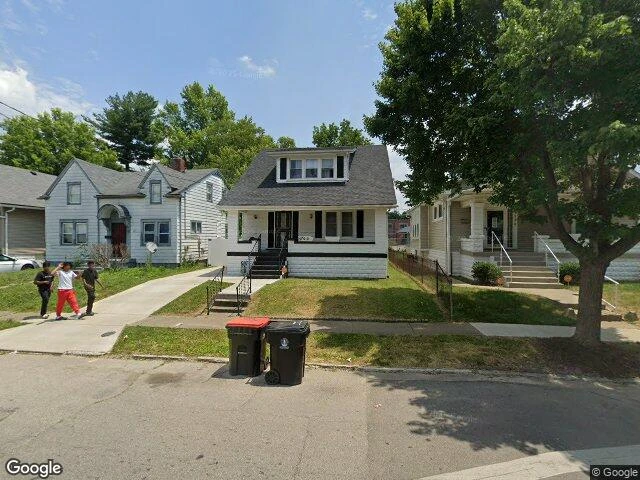 House image located at Louisville, KY 40212