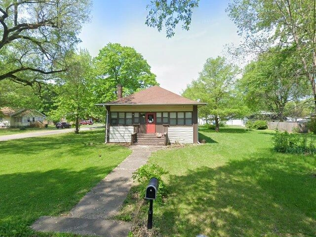 House image located at Manito, IL 61546