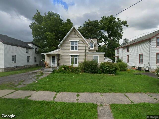 House image located at Oneida, NY 13421