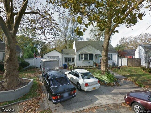 House image located at West Babylon, NY 11704
