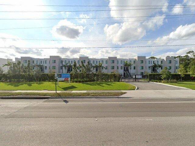 House image located at Lake Worth, FL 33467