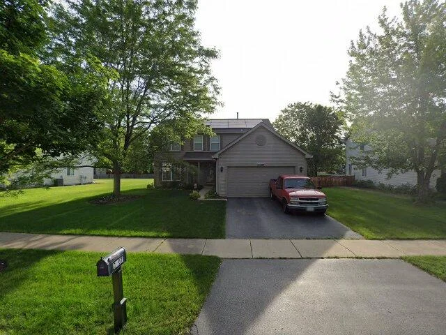 House image located at Aurora, IL 60503