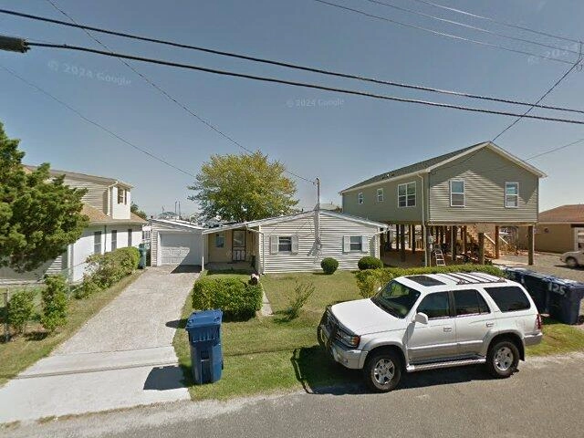 House image located at Tuckerton, NJ 08087