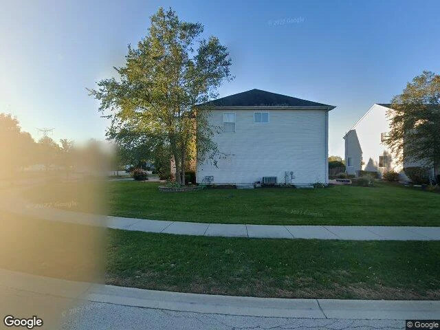 House image located at Aurora, IL 60503