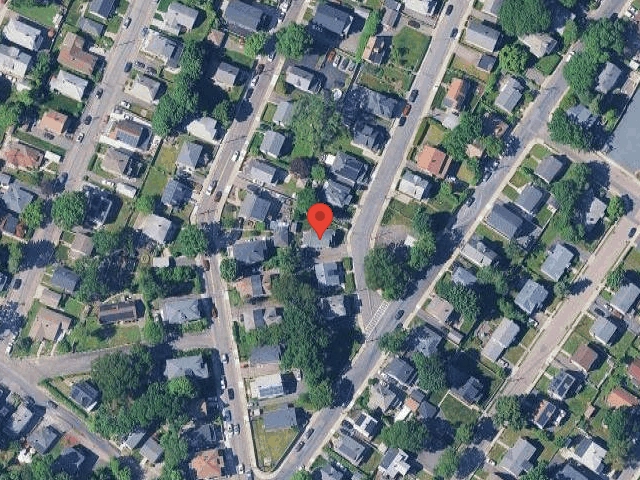 House image located at Nashua, NH 03064