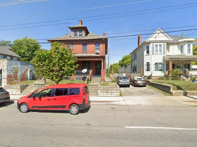 House image located at Saint Paul, MN 55118