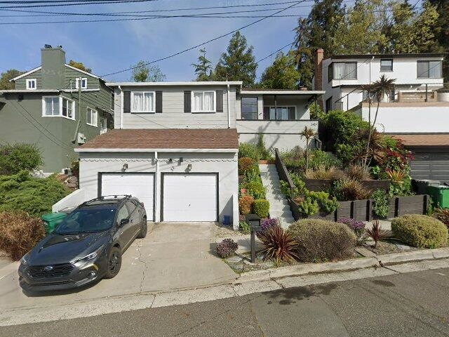 House image located at Oakland, CA 94605