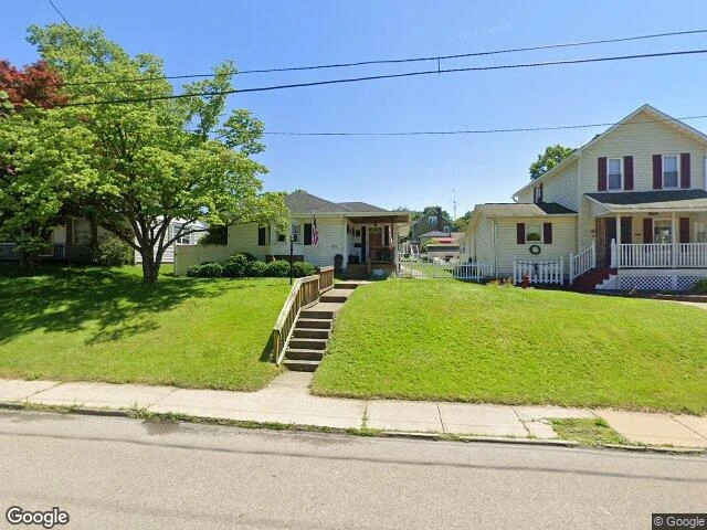 House image located at East Palestine, OH 44413