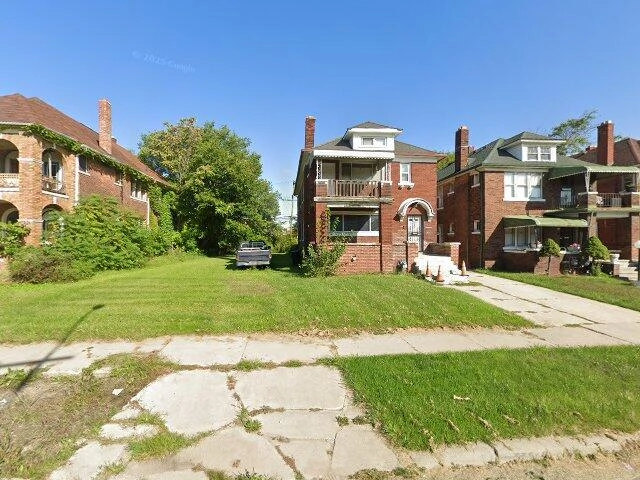 House image located at Detroit, MI 48206