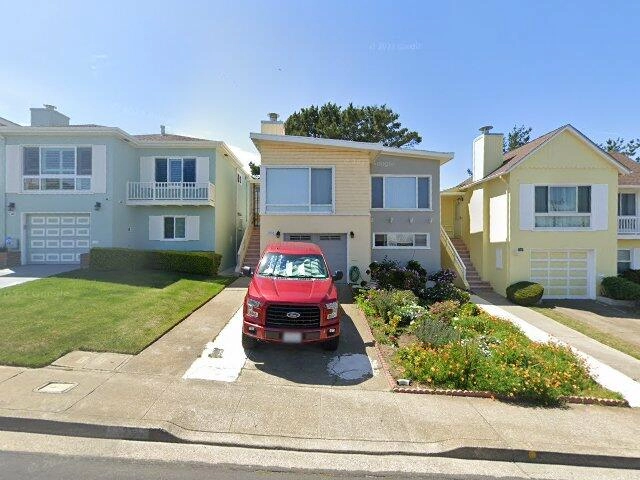 House image located at Daly City, CA 94015