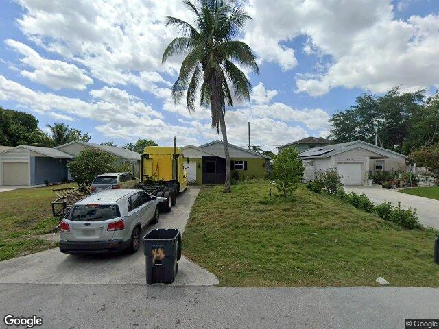 House image located at Lake Worth, FL 33461