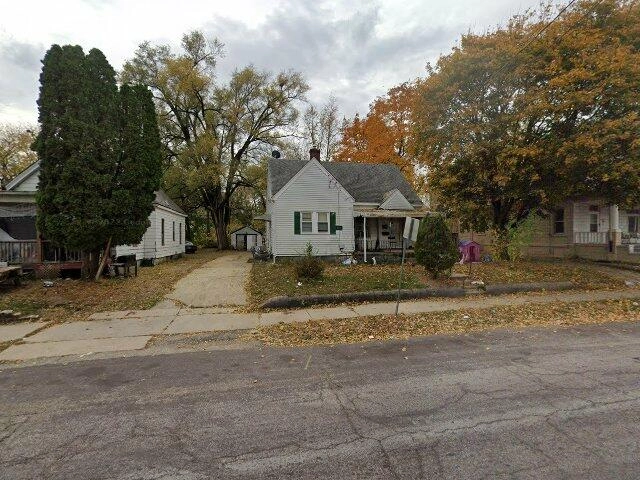 House image located at Peoria, IL 61605