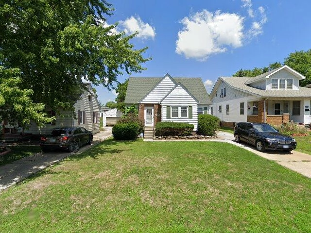 House image located at Peoria, IL 61603