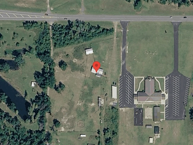 House image located at Grand Ridge, FL 32442