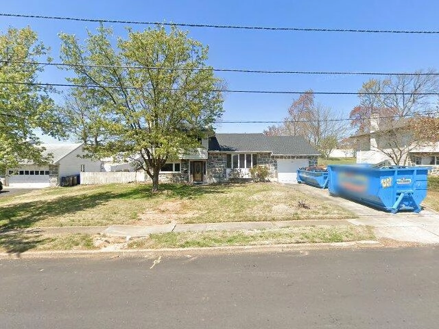 House image located at Riverton, NJ 08077