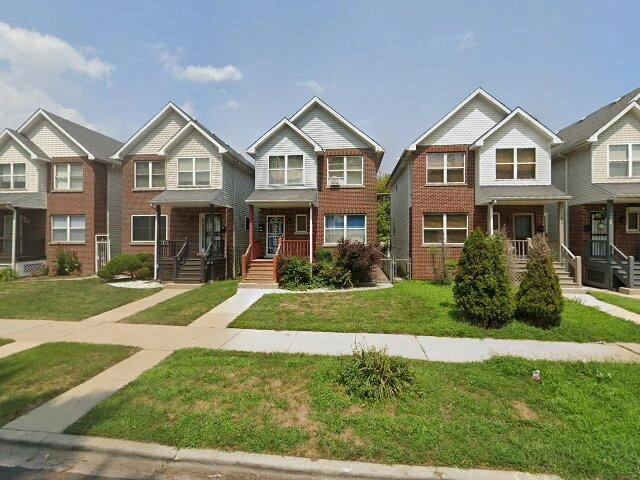 House image located at Chicago, IL 60619