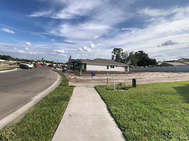 House image located at Bradenton, FL 34203