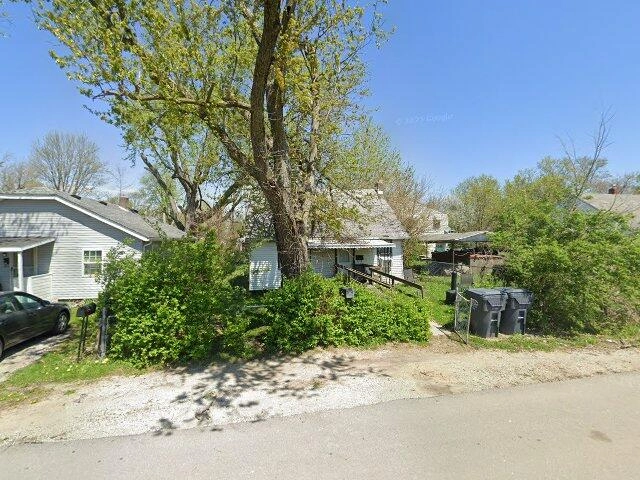 House image located at Anderson, IN 46016