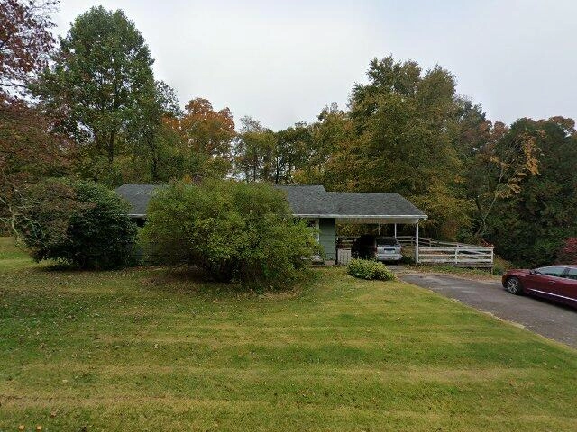 House image located at Deep River, CT 06417