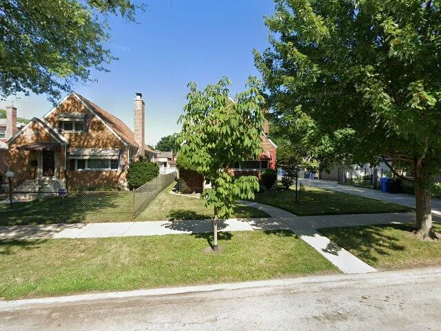 House image located at Chicago, IL 60628