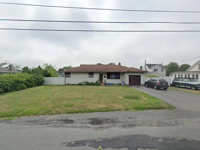 House image located at Patchogue, NY 11772
