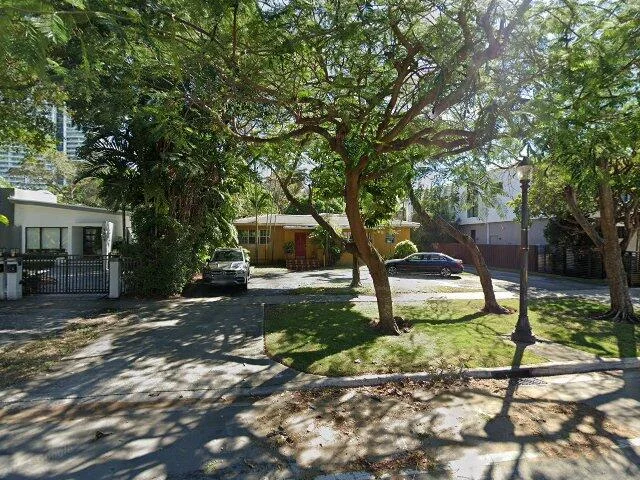 House image located at Miami, FL 33129