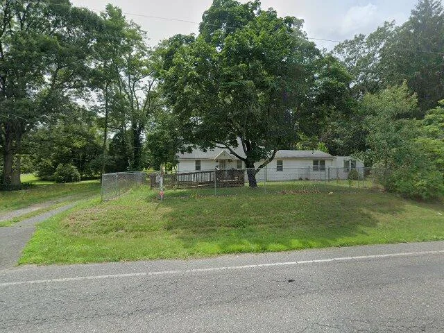 House image located at Alloway, NJ 08001